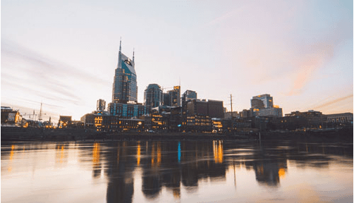 Picture of the Nashville skyline at night